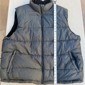 Cherokee Gray Quilted Puffer Vest - Men's Lightweight Insulated Vest